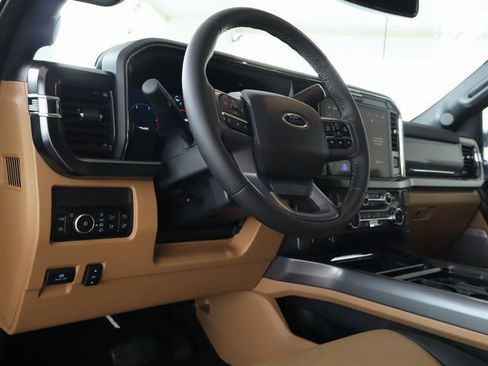 Used 2026 Ford F450 Lariat image 17