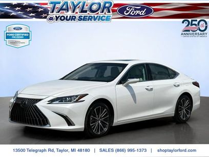 Used 2024 Lexus ES 300h w/ Premium Package