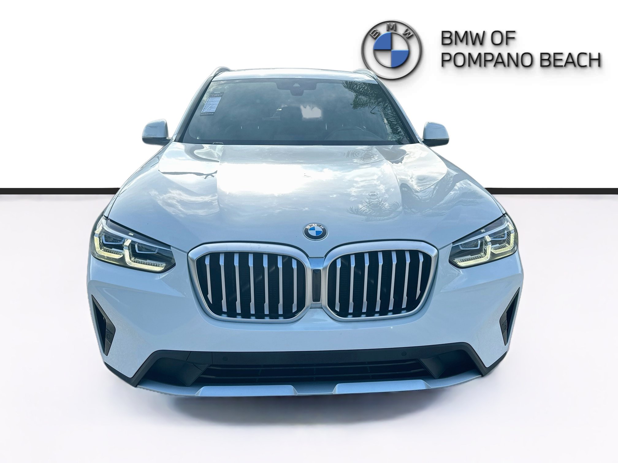 Used 2022 BMW X3 xDrive30i w/ Convenience Package AWD/4WD image 2