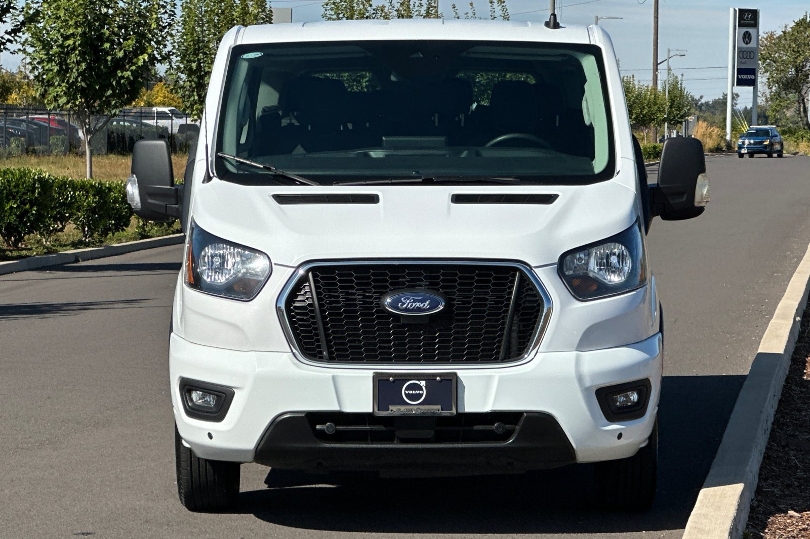 Used 2024 Ford Transit 350 XLT RWD image 8
