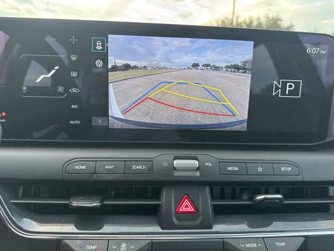 Used 2025 Kia K4 EX image 30