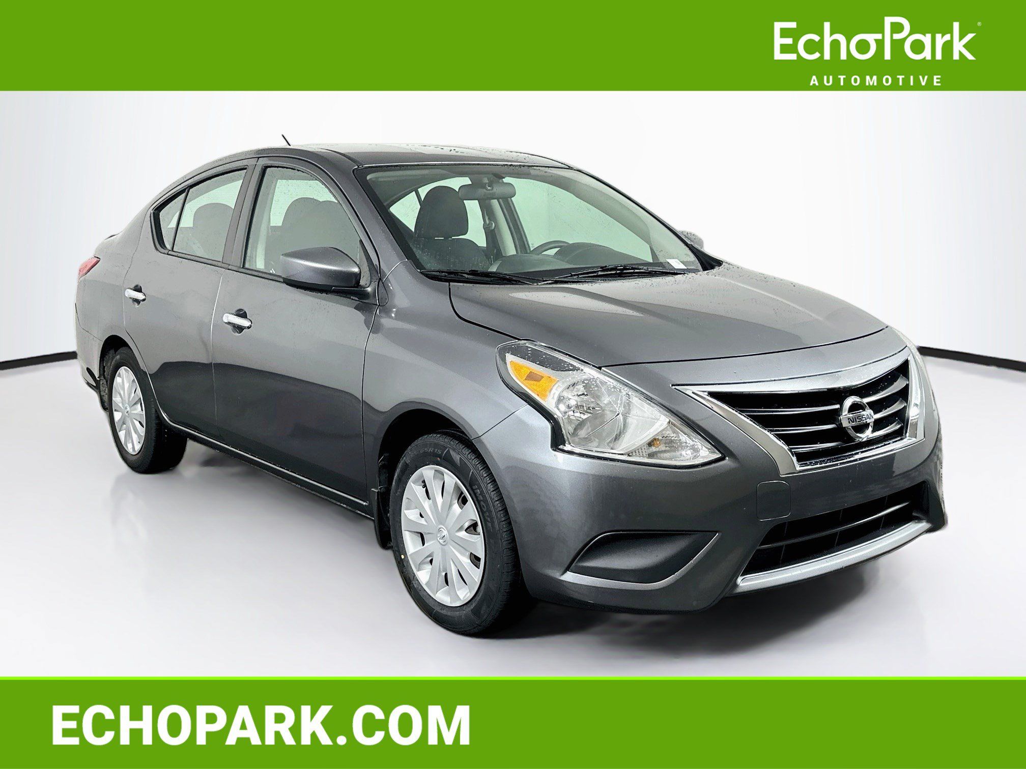 Used 2018 Nissan Versa SV FWD image 1