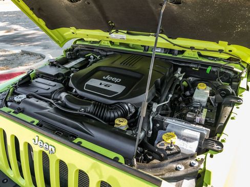 Used 2017 Jeep Wrangler Unlimited Rubicon image 51