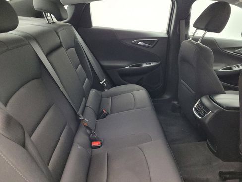 Used 2022 Chevrolet Malibu LT image 19