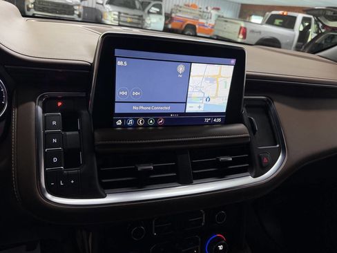 Used 2021 Chevrolet Tahoe High Country w/ Premium Package AWD/4WD image 11