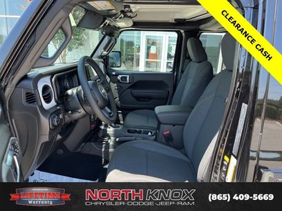 New 2025 Jeep Gladiator Sport