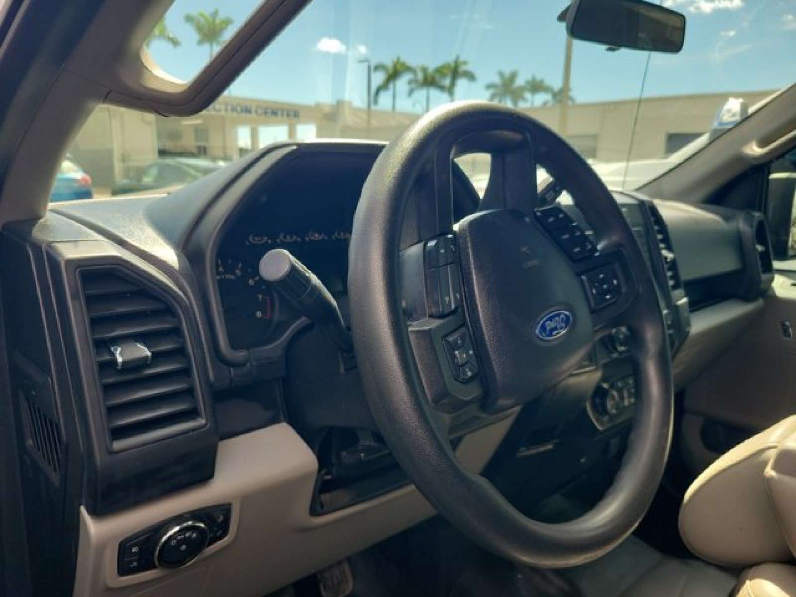 Used 2019 Ford F150 XL w/ Equipment Group 101A Mid AWD/4WD image 6