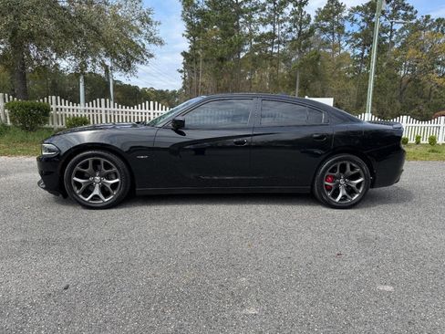 Used 2015 Dodge Charger R/T w/ Plus Group image 3