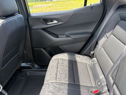New 2026 Chevrolet Equinox LT w/ Convenience Package II FWD image 51
