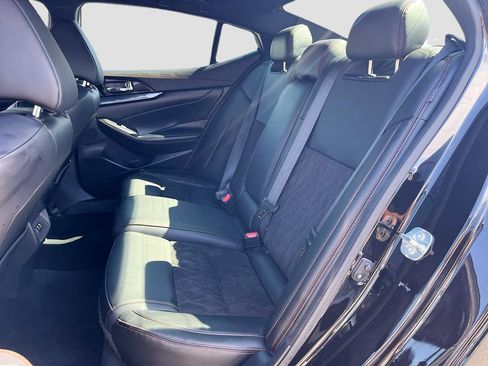 Used 2023 Nissan Maxima SR w/ Sport Mat Group FWD image 26