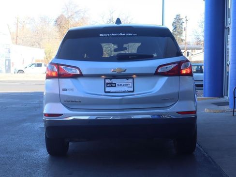 Used 2020 Chevrolet Equinox LT image 4