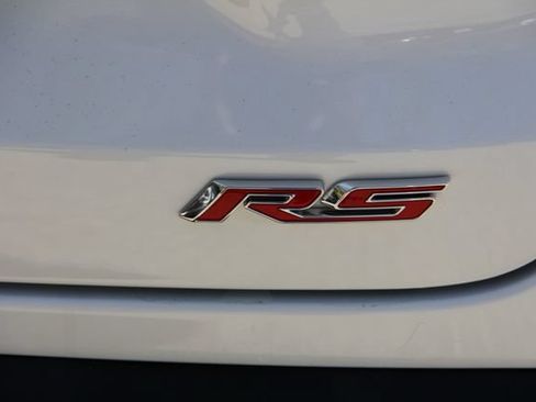 Used 2024 Chevrolet Trax RS w/ Sunroof Package FWD image 11