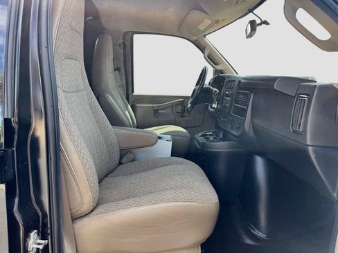 Used 2023 Chevrolet Express 2500 w/ Driver Convenience Package RWD image 24