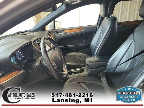 Used 2017 Lincoln MKC Reserve w/ Lincoln MKC Climate Package AWD/4WD image 5