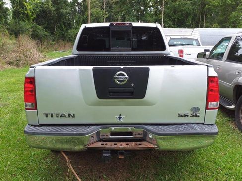 Used 2006 Nissan Titan SE image 4