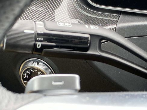 Used 2024 Mercedes-Benz CLE 300 4MATIC Coupe image 18