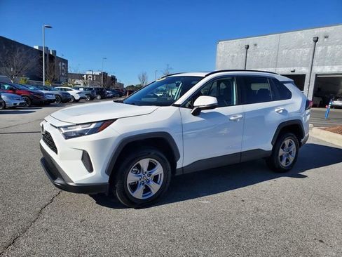 Used 2023 Toyota RAV4 XLE image 7