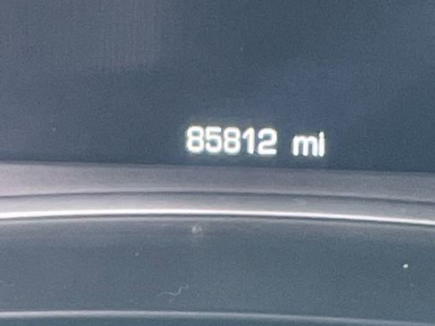 Used 2018 Chevrolet Malibu LT w/ Driver Confidence Package image 9