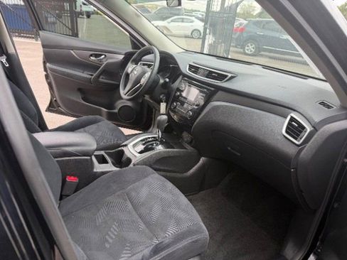 Used 2016 Nissan Rogue S FWD image 22