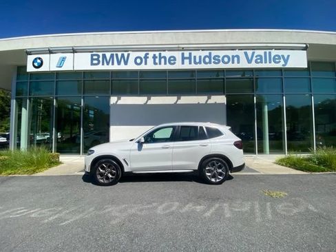 Used 2024 BMW X3 xDrive30i w/ Premium Package AWD/4WD image 1
