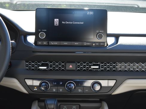 New 2025 Honda Accord SE image 17