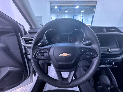 Used 2022 Chevrolet TrailBlazer LS image 15