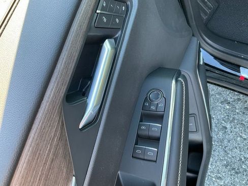 New 2026 GMC Acadia Denali w/ Super Cruise Package image 5