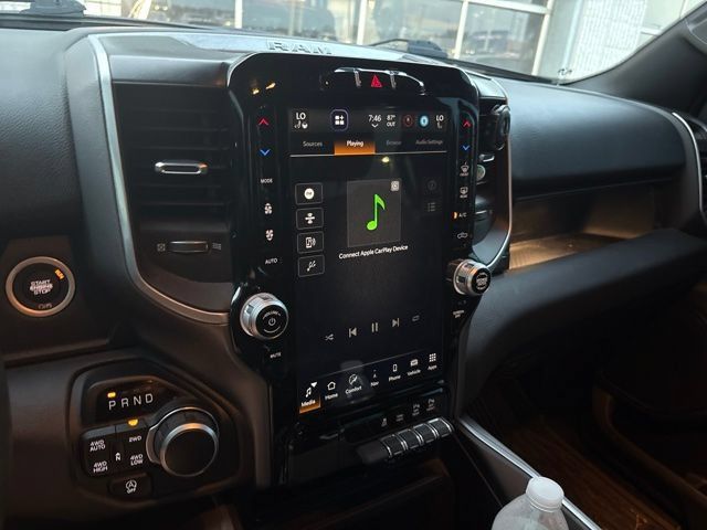 Used 2023 RAM 1500 Big Horn AWD/4WD image 25