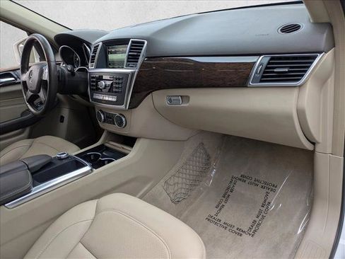 Used 2014 Mercedes-Benz ML 350 2WD image 29