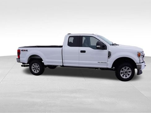 Used 2022 Ford F350 XLT image 3