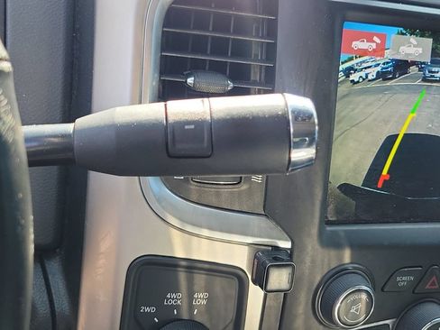 Used 2018 RAM 2500 Big Horn AWD/4WD image 34