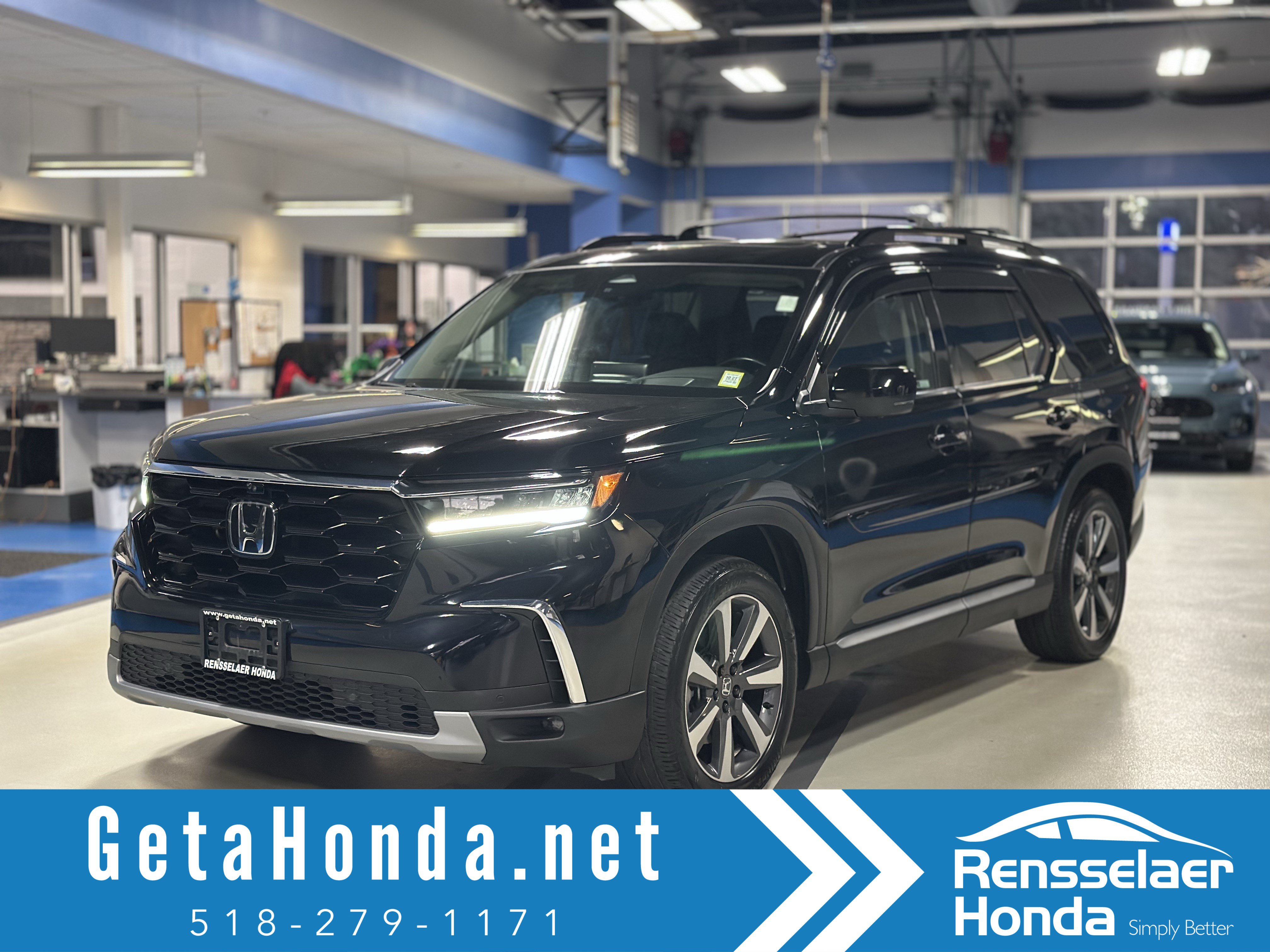 Used 2023 Honda Pilot Elite image 1