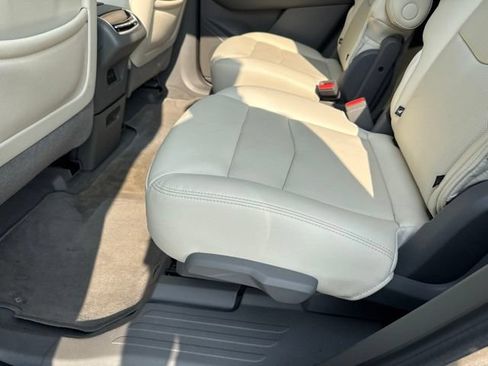 Used 2022 Cadillac XT6 Premium Luxury AWD/4WD image 40