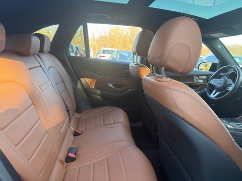 Used 2022 Mercedes-Benz GLC 300 4MATIC image 30