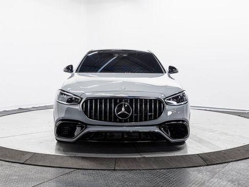 Used 2024 Mercedes-Benz S 63 AMG S w/ Rear Seat Package image 2