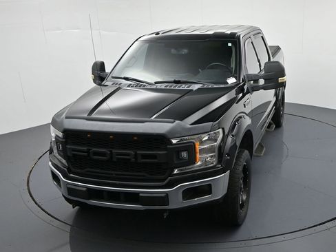 Used 2018 Ford F150 XLT w/ Equipment Group 302A Luxury AWD/4WD image 16