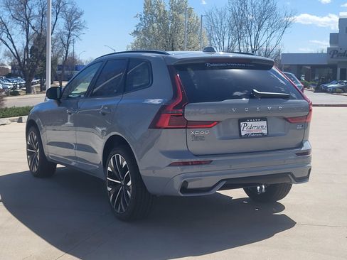 New 2026 Volvo XC60 B5 Ultra w/ Protection Package Premier AWD/4WD image 3