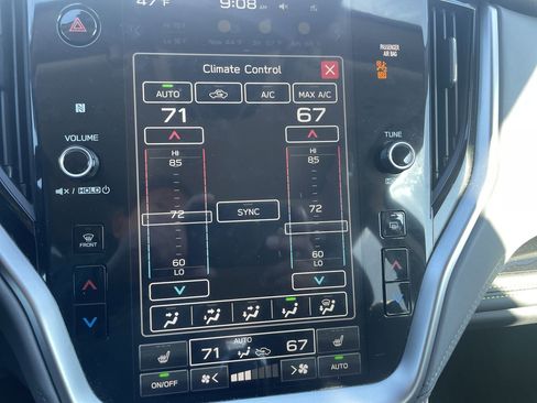 Used 2025 Subaru Outback Onyx Edition image 22