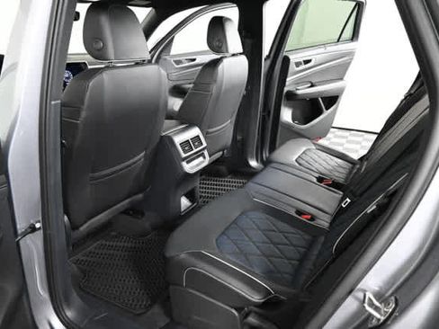 Used 2024 Volkswagen Atlas Cross Sport SEL Premium R-Line AWD/4WD image 16