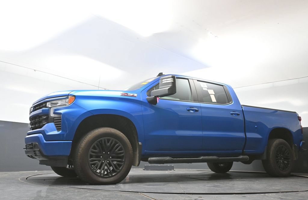 Used 2024 Chevrolet Silverado 1500 RST AWD/4WD image 21