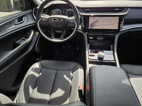 New 2026 Jeep Grand Cherokee L Limited AWD/4WD image 10