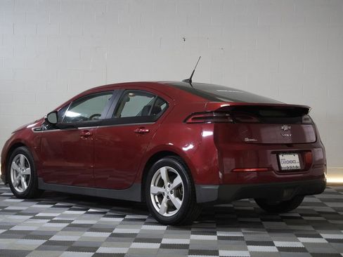 Used 2014 Chevrolet Volt Premium w/ Premium Trim Package image 3