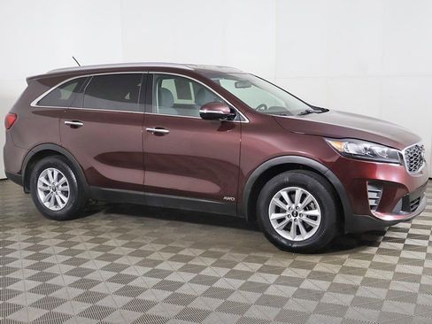 Used 2020 Kia Sorento LX w/ LX I4 Convenience Package image 13