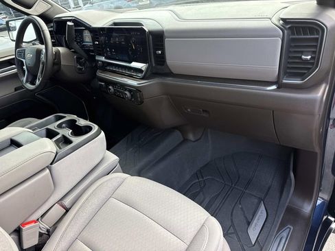 Used 2023 Chevrolet Silverado 1500 LT image 10