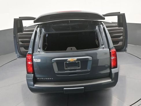 Used 2020 Chevrolet Suburban LT RWD image 80