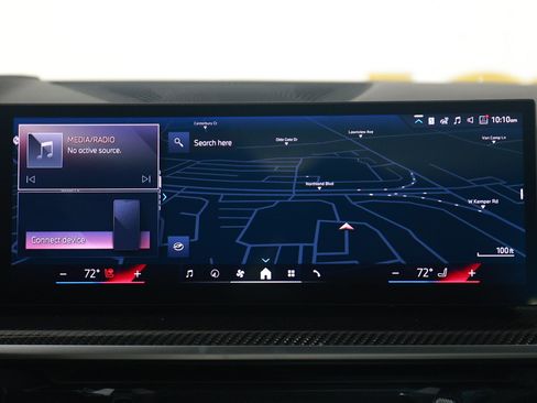 New 2025 BMW X5 xDrive40i w/ Parking Assistance Package image 18