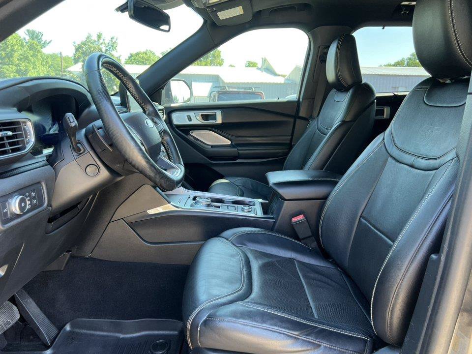Used 2020 Ford Explorer ST w/ ST Street Pack AWD/4WD image 4