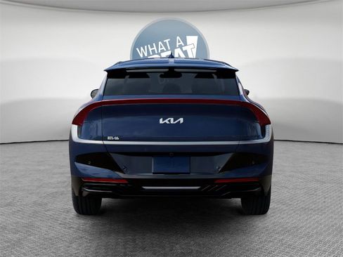 New 2025 Kia EV6 Wind image 5