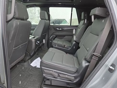 Used 2024 GMC Yukon Denali image 31
