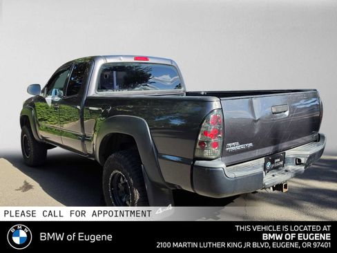 Used 2015 Toyota Tacoma 4x4 Access Cab image 5